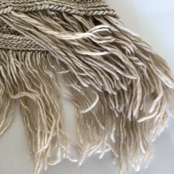 ALBERTO MAKALI WOOL STUDDED WRAP - Picture 10 of 15